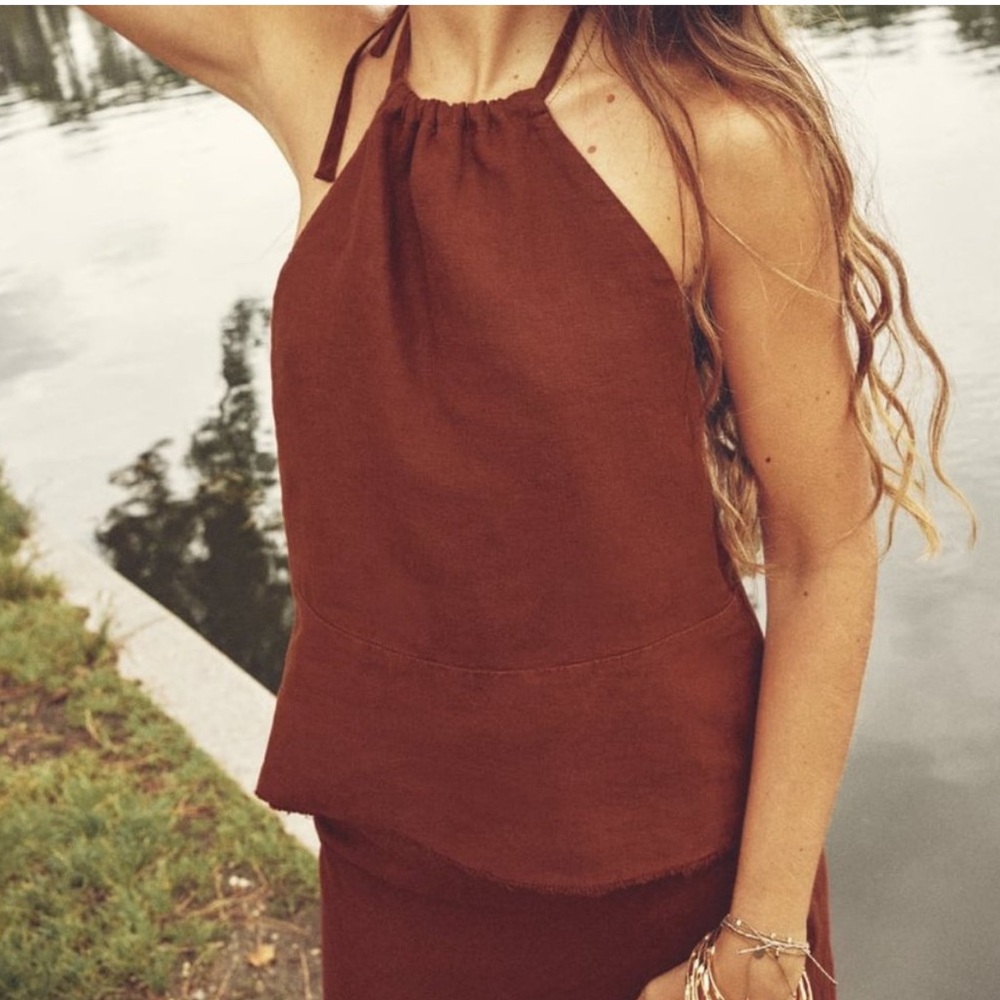 Halter top